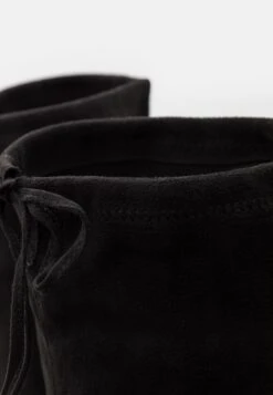 Anna Field Cuissardes - Black 13 Anna Field Cuissardes - Black -Vêtements Boutique 0991f657a3ae460ca64e6169695e5e0c