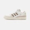Adidas Originals Forum Unisex - Baskets Basses - Core White/Chalky Brown/Taupe -Vêtements Boutique 1146672835db4545a1e3ef8cc987ef77