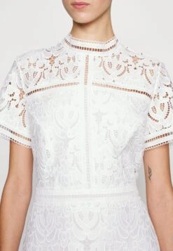 IVY OAK Marianna - Robe De Soirée - Snow White 11 IVY OAK Marianna - Robe De Soirée - Snow White -Vêtements Boutique 11e6b019a3ea4d9e9418a6c4152c6531