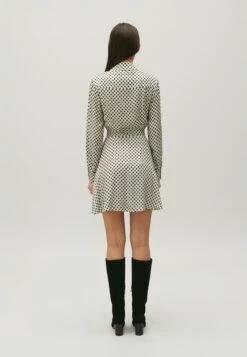 CLAUDIE PIERLOT Rixiemonogramme - Robe Chemise - Print Clair -Vêtements Boutique 17dab23e335c40d1b2a0a5d5ee96da36