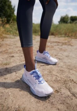 Nike Performance Zoomx Zegama - Chaussures De Running - Pearl Pink/Blue Whisper/Coconut Milk/Baltic Blue/Football Grey -Vêtements Boutique 192b79a12dae48509a6af3848d816699