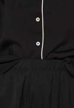 Anna Field Pyjama - Black 14 Anna Field Pyjama - Black -Vêtements Boutique 1b57b76662b1488c9ec2966288fd3845