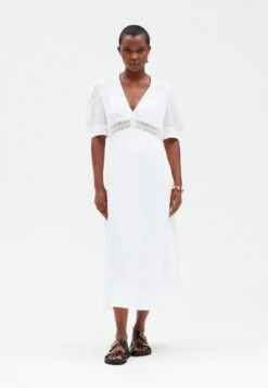 CLAUDIE PIERLOT Rivage - Robe De Jour - Blanc -Vêtements Boutique 22449a754b764444b84f6472394e64cb