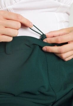 Anna Field Pantalon Classique - Dark Green -Vêtements Boutique 2c6f39b092e74aaf8a7c3a95d7d8729f