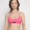 CALVIN KLEIN UNDERWEAR Lined Bralette - Brassière - Cerise Lipstick -Vêtements Boutique 34c1e64e2f2b41539c135839fa4cc76f