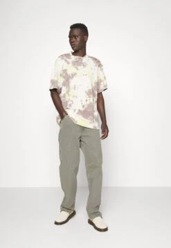 Stay Loose Carpenter - Jean Droit - Oregano Ns Canvas Gd -Vêtements Boutique 3c69f0c6cfef47eea8257e1bc4ba16d8