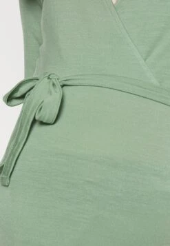 Mamalicious Mlcaylee Tess - T-Shirt Basique - Light Green -Vêtements Boutique 413f3b4bada9489e96f26e5110bff3fe