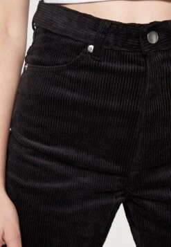 Monki Pantalon Classique - Black Dark 13 Monki Pantalon Classique - Black Dark -Vêtements Boutique 42b4a29026d2483b84ca7e82f2ba1978