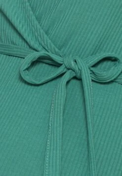 Mamalicious Leanne Tess - T-Shirt À Manches Longues - Grün -Vêtements Boutique 49cee4f05e634aa58e5d998f5e1185db