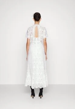 IVY OAK Marianna - Robe De Soirée - Snow White 10 IVY OAK Marianna - Robe De Soirée - Snow White -Vêtements Boutique 4a3c266e9b3143ffbeb4900e12bc7223