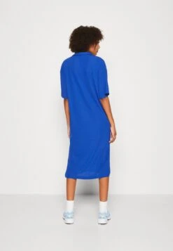 Monki Robe En Jersey - Bright Cobolt Blue -Vêtements Boutique 5721c518c3cb420a998dd68cb087cc5c