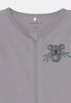 NAME IT Nbnnightsuit Zip Silver Koala Unisex 2 Pack - Pyjama - Grey -Vêtements Boutique 6a93e20fac4c4167ba1877cbc5481a4d
