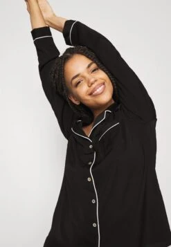 Anna Field Pyjama - Black 13 Anna Field Pyjama - Black -Vêtements Boutique 6f01e5c64ada476aa31aeee31b292f8d