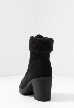 Anna Field Winter Boot - Bottines À Plateau - Black 14 Anna Field Winter Boot - Bottines À Plateau - Black -Vêtements Boutique 75644dab5c4b4634862305626d9534e6