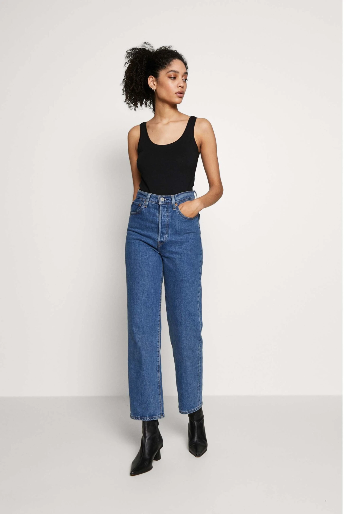 Anna Field Basic Tank 3Er Pack - Débardeur - Black White Mottl 4 Anna Field Basic Tank 3Er Pack - Débardeur - Black White Mottl – Image 2