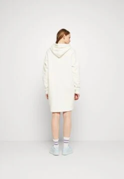 Ugg Aderyn Hoodie Dress - Robe De Jour - Nimbus 10 Ugg Aderyn Hoodie Dress - Robe De Jour - Nimbus -Vêtements Boutique 81ec50c5ef2947b891e3ab5151b9be15