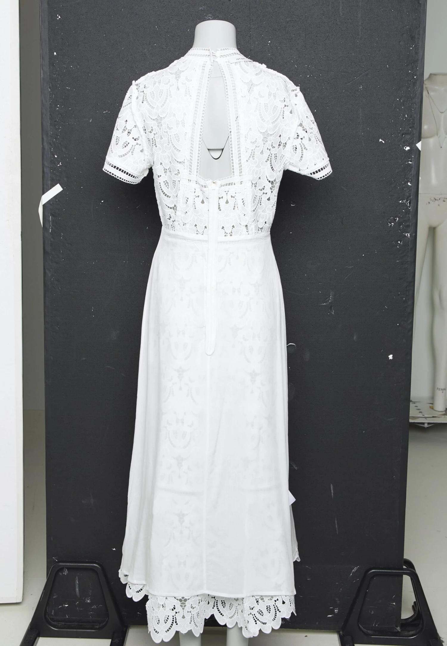 IVY OAK Marianna - Robe De Soirée - Snow White 7 IVY OAK Marianna - Robe De Soirée - Snow White – Image 5