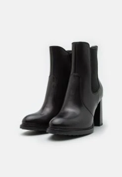 Leather - Bottines À Talons Hauts - Black 10 Leather - Bottines À Talons Hauts - Black -Vêtements Boutique 905be349a0424c6ebaa958778d635f40