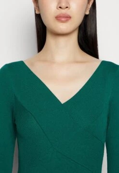Anna Field V Ausschnitt Bodycon Midi Strickkleid - Robe Fourreau - Green 13 Anna Field V Ausschnitt Bodycon Midi Strickkleid - Robe Fourreau - Green -Vêtements Boutique 934d172c5b1e40468a1407d0505d7e7f