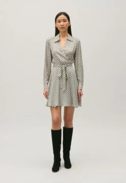 CLAUDIE PIERLOT Rixiemonogramme - Robe Chemise - Print Clair -Vêtements Boutique 9def5c64cac1439a97ff783c31523501