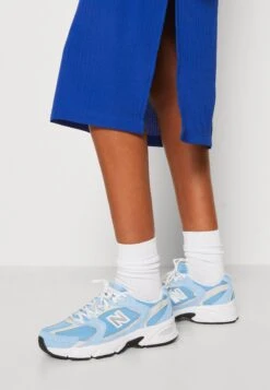 Monki Robe En Jersey - Bright Cobolt Blue -Vêtements Boutique a04842088b834c0185c04244a4386b51