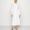 Dolanda - Robe De Cocktail - Snow White -Vêtements Boutique a5fa8d62bb6e479ebddeec883cc03938
