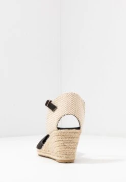 Escarpins Compensés - Black 14 Escarpins Compensés - Black -Vêtements Boutique ba5430fa9b43405a805aad38354d4bd2