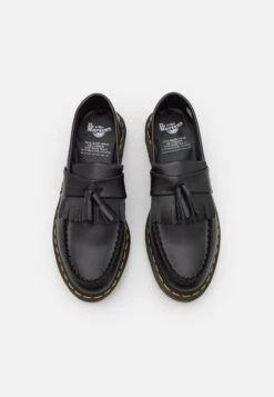 Dr. Martens Vegan Adrian Unisex - Mocassins - Black -Vêtements Boutique c26a2b86495a49779cefe08a8f6b2ad6