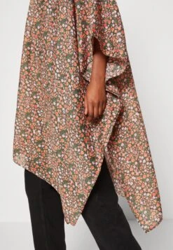 Even&Odd Veste Légère - Red -Vêtements Boutique d4a1df55eb0d4c89b0f91c2e39074a50