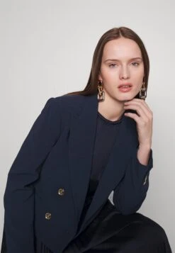 MICHAEL Michael Kors Fitted Db Crop Blazer - Blazer - Midnightblue 11 MICHAEL Michael Kors Fitted Db Crop Blazer - Blazer - Midnightblue -Vêtements Boutique dbc69cf74e234f34a17eb6bf0e6e7a03