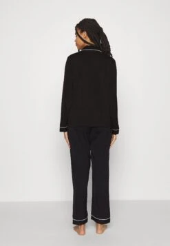 Anna Field Pyjama - Black 12 Anna Field Pyjama - Black -Vêtements Boutique de48a9cc214b41d59ff715b1da2f3717