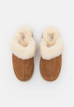 Ugg Disquette - Chaussons - Chestnut -Vêtements Boutique e7285c3843ba4f50963a7119606316e7